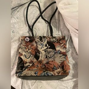 Unassigned vintage cat tapestry tote bag